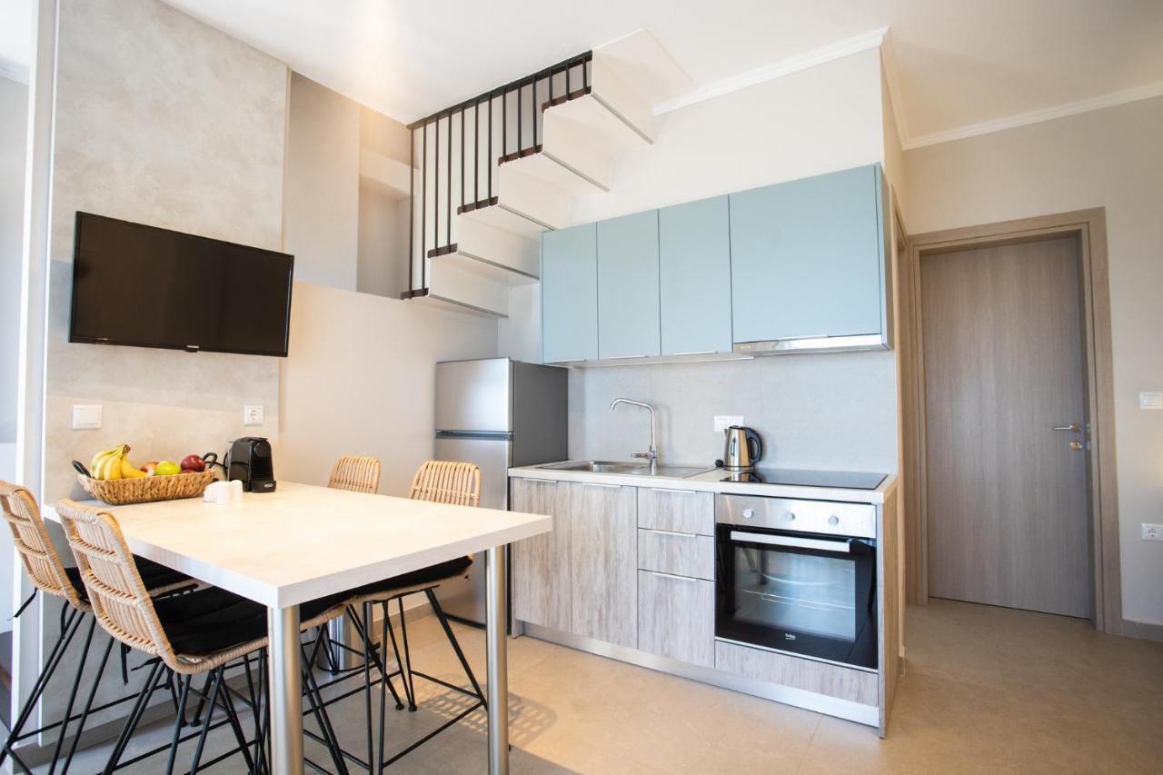 Marineiko Luxury Apartments 이에리소스 외부 사진
